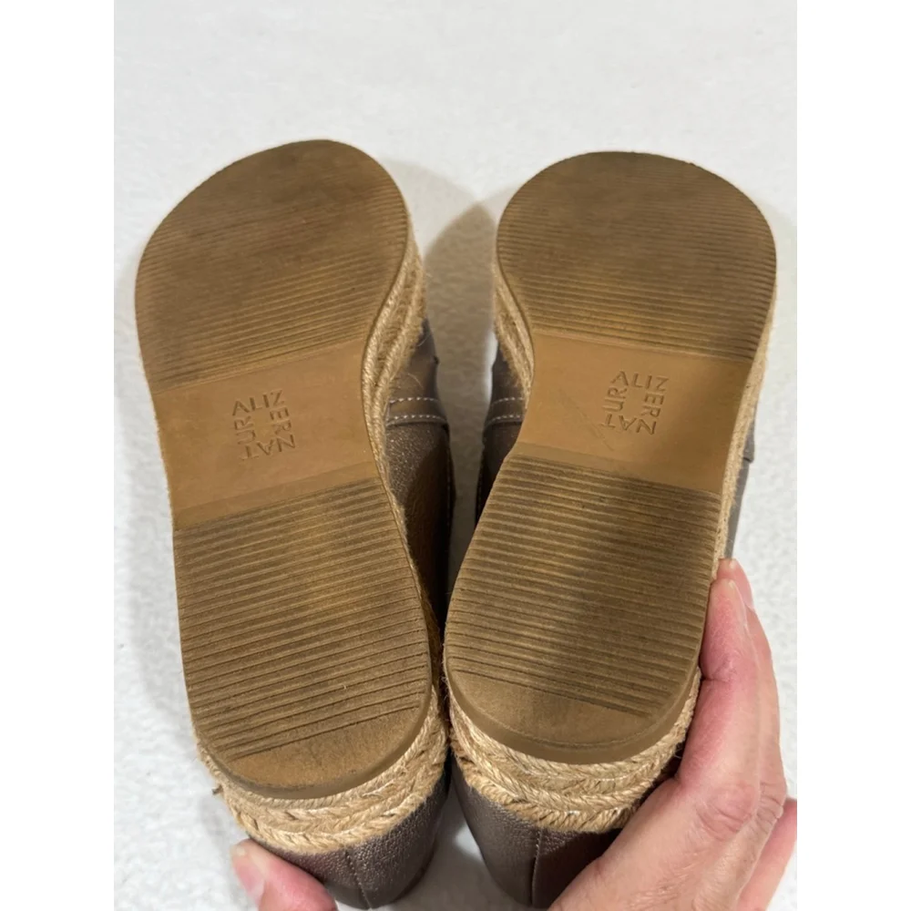 Women's Naturalizer Bronze Perforated platform Espadrilles Size 7.5